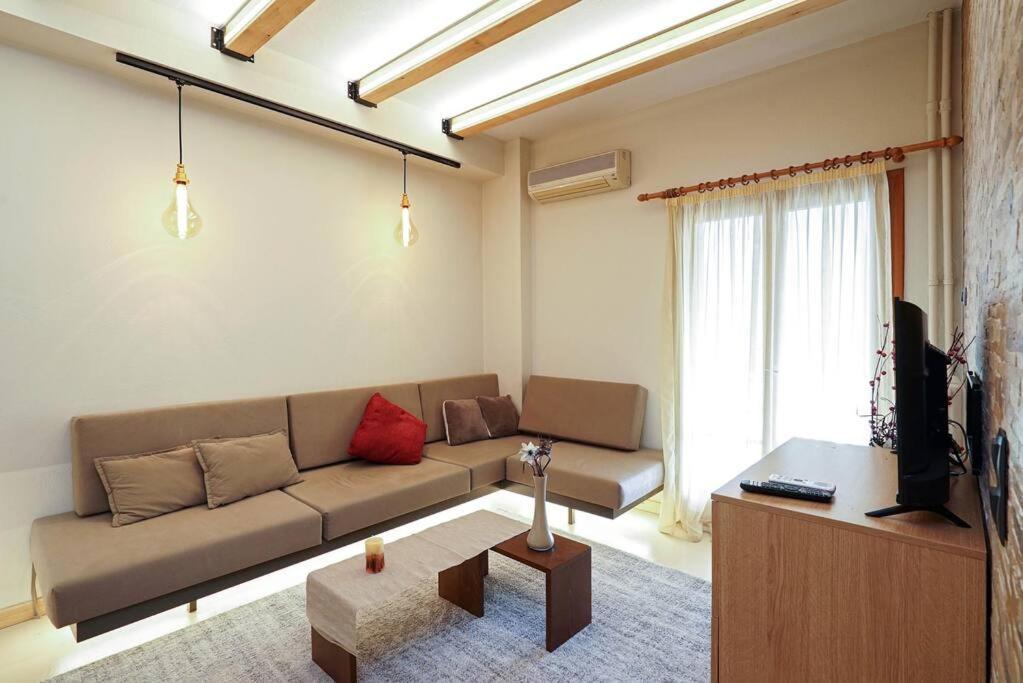 Cozy Athens Apartment / 2' From Metro Station Esterno foto